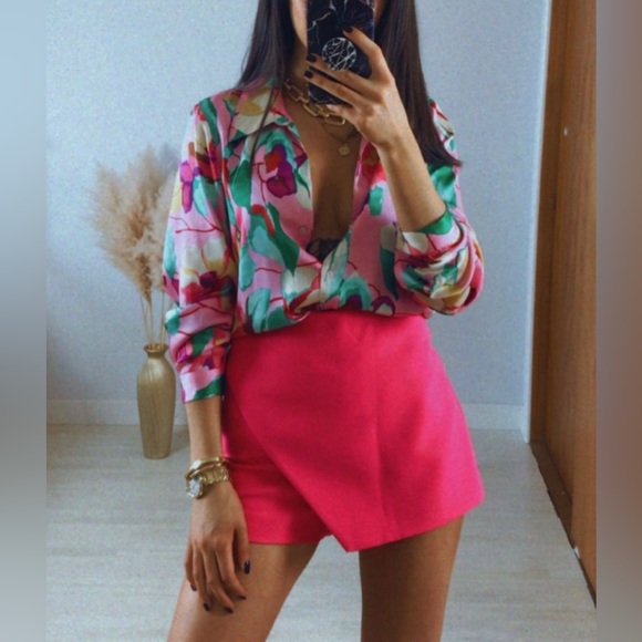 Zara BRIGHT PINK ASYMMETRIC SKORT - Picture 4 of 13